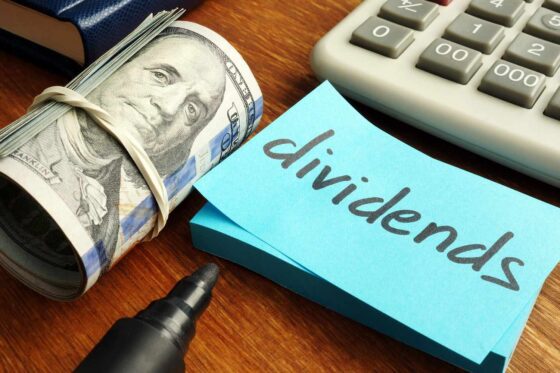 Investor's Delight: 10 Dividends, 1 Winning Strategy